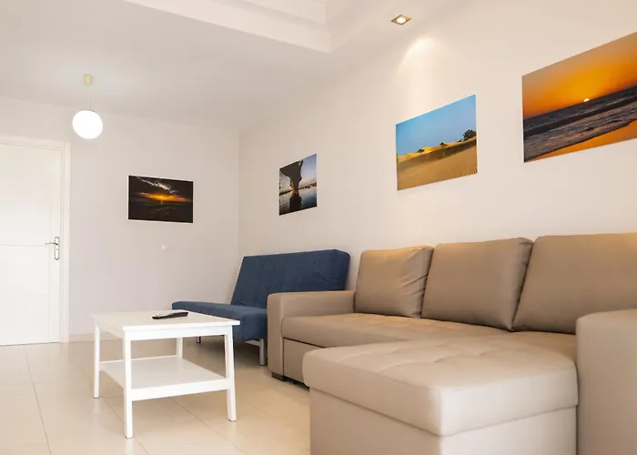 G G Spacious In Maspalomas 度假居